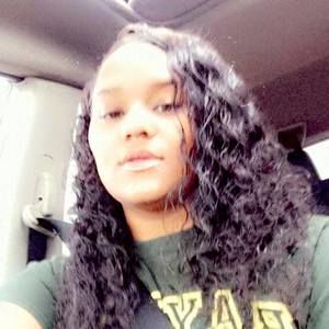 Meet your Posher, Juliee